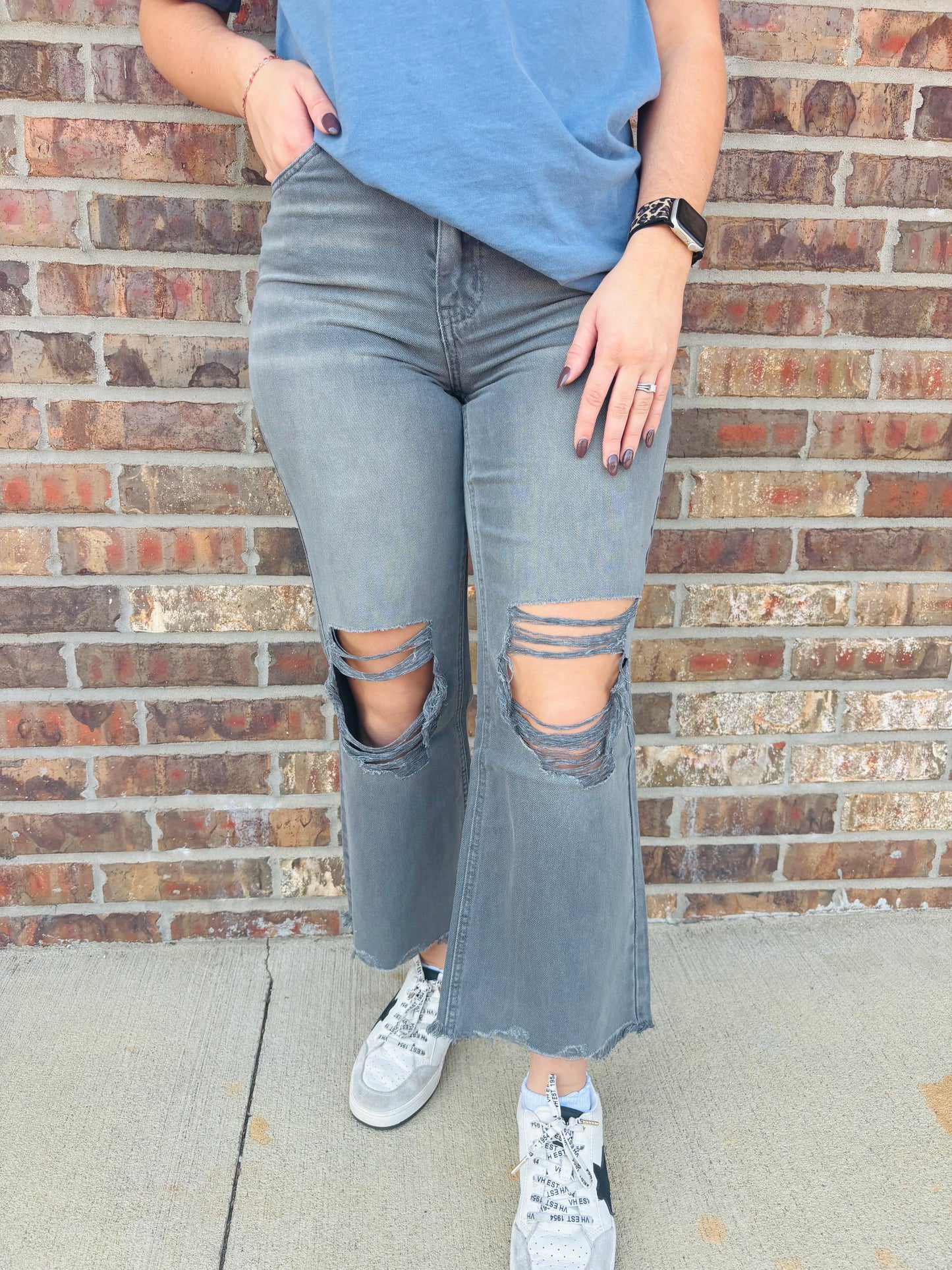 Amelia Distressed Jeans