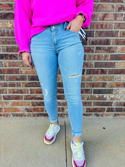 Scarlett High Rise Distressed Skinny Jean