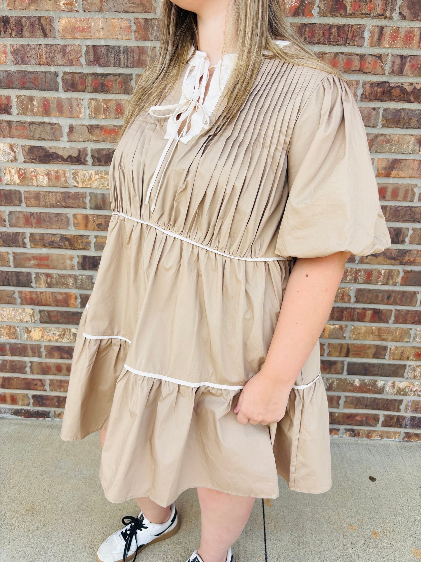 Isla Solid Tied Dress