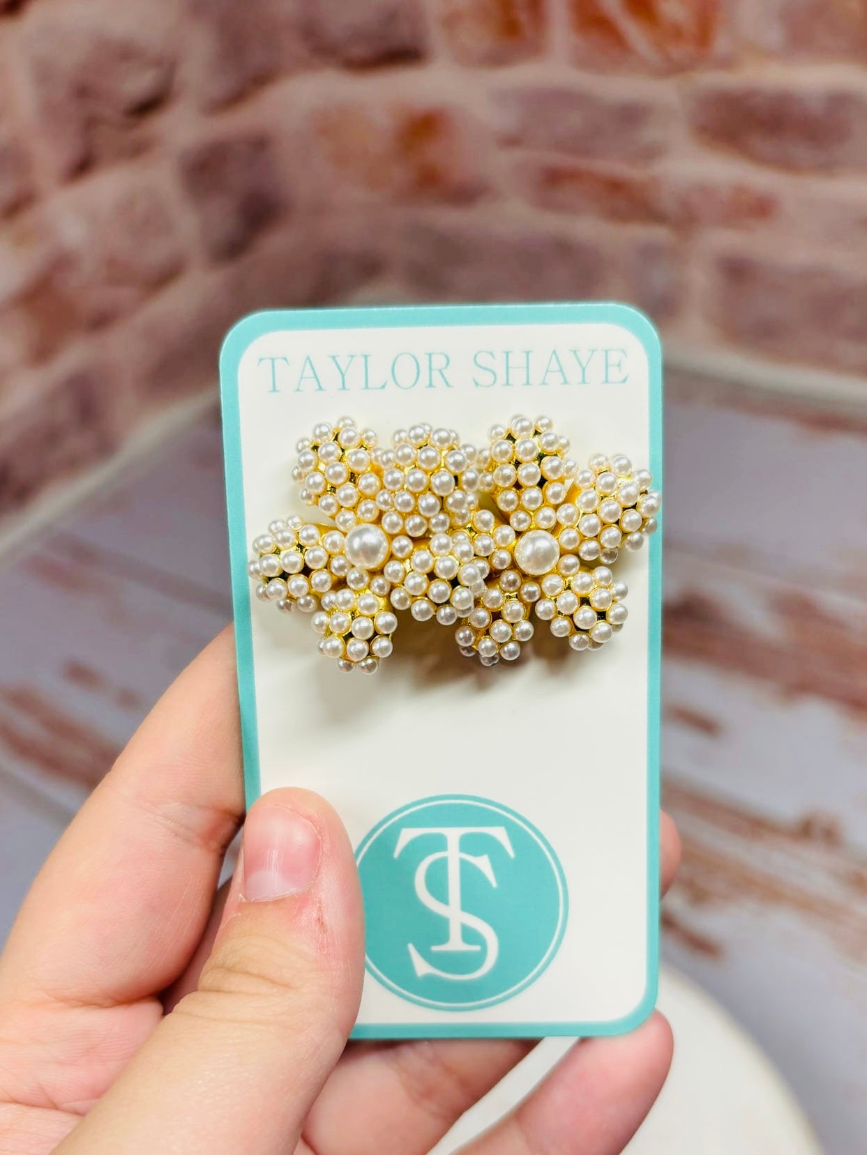 Chunky Pearl Flower Earrings