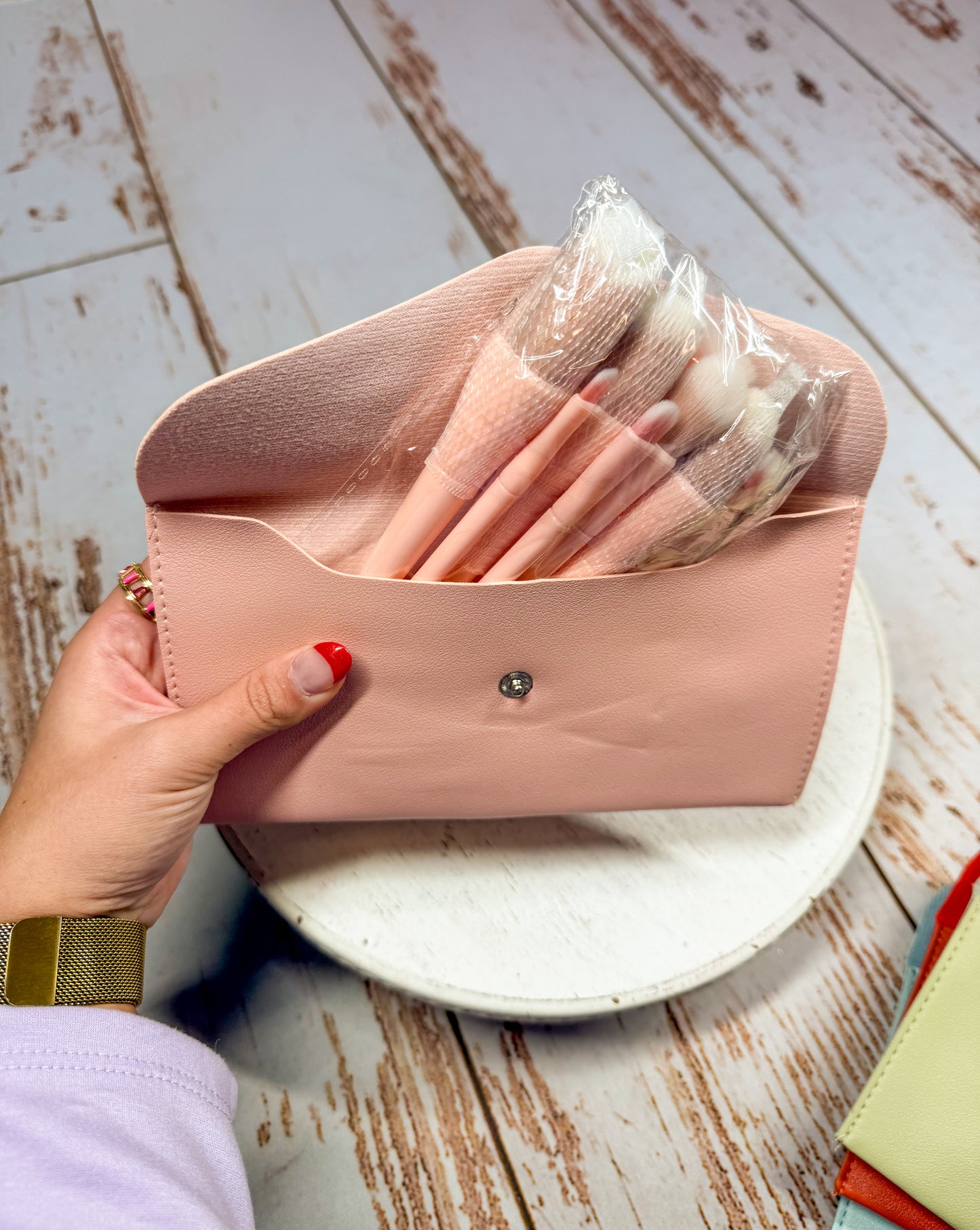 Make up Brushes and Pouch